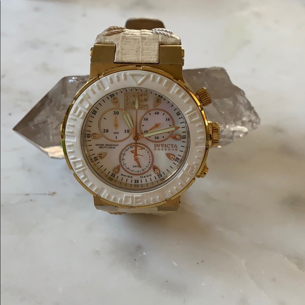INVICTA reserve watch